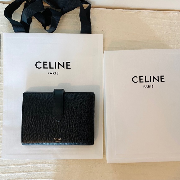 Celine Medium fold Wallet – Like New - Picture 4 of 6